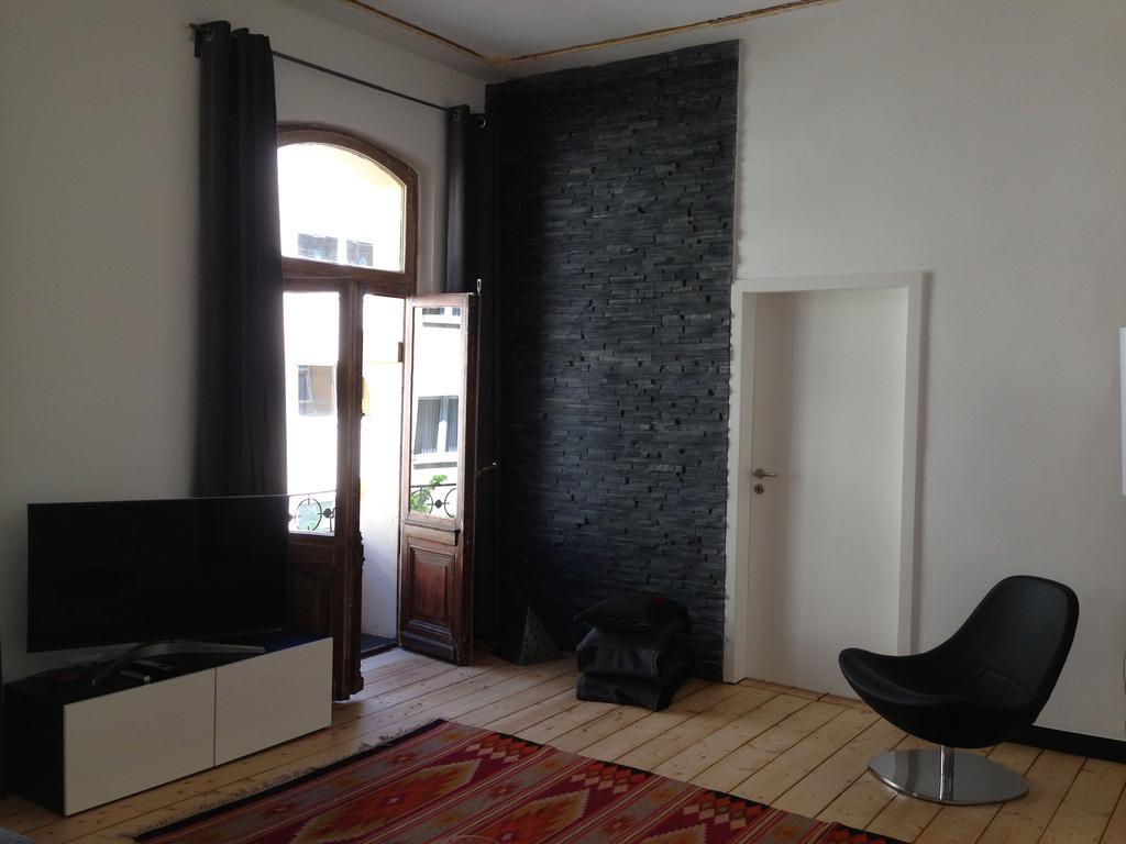 Apartment Miro Cologne Room photo